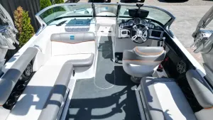 2015-mastercraft-x10-145870-image5.webp