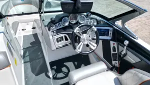 2015-mastercraft-x10-145870-image6.webp