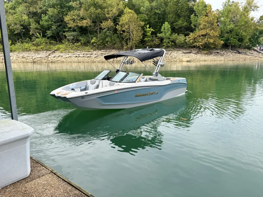 2024-mastercraft-xt22-145873-image11.webp