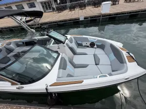 2024-mastercraft-xt22-145873-image3.webp
