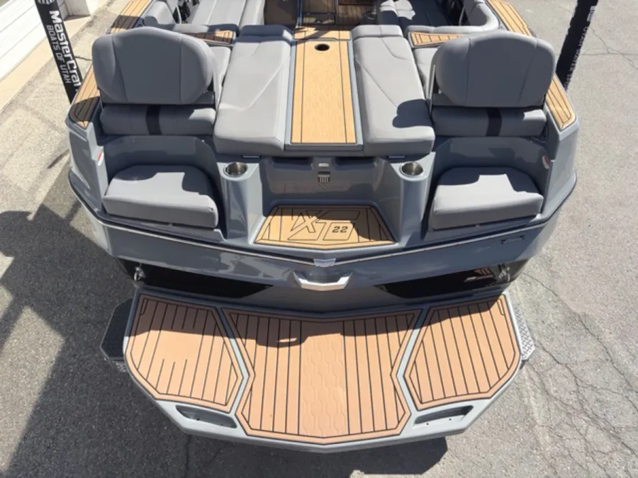 2022-mastercraft-xt22-145876-image19.webp