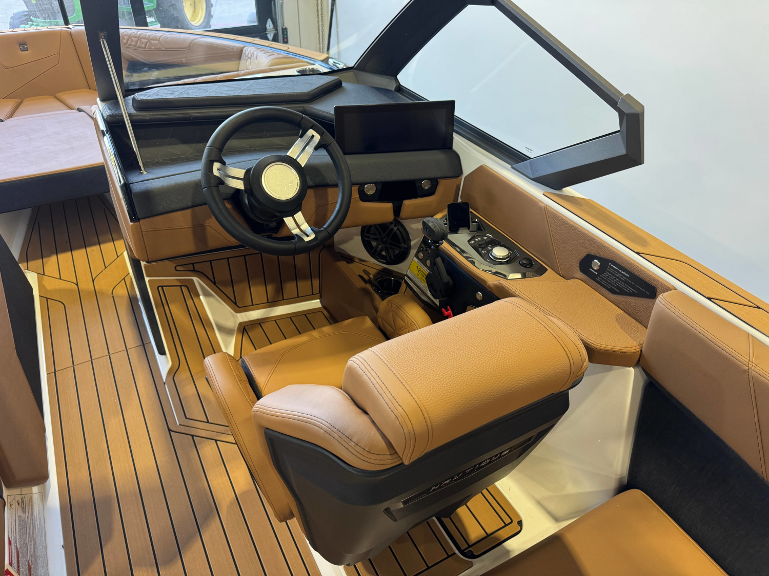 2027 Nautique Super Air Nautique S25