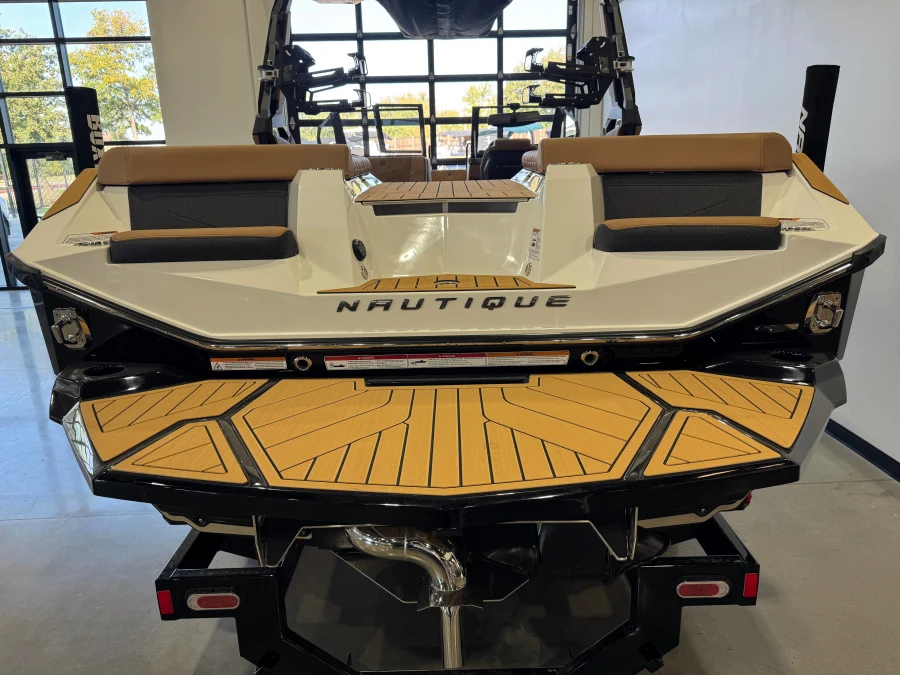 2027-nautique-s25-145777-image8