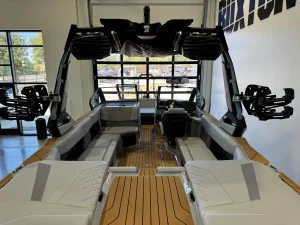 2027-nautique-s23-145778-image10