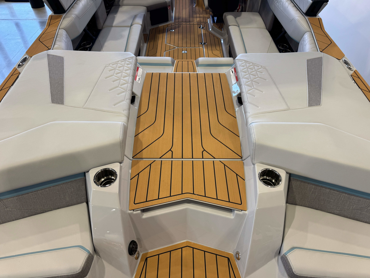 2027 Nautique Super Air Nautique S23