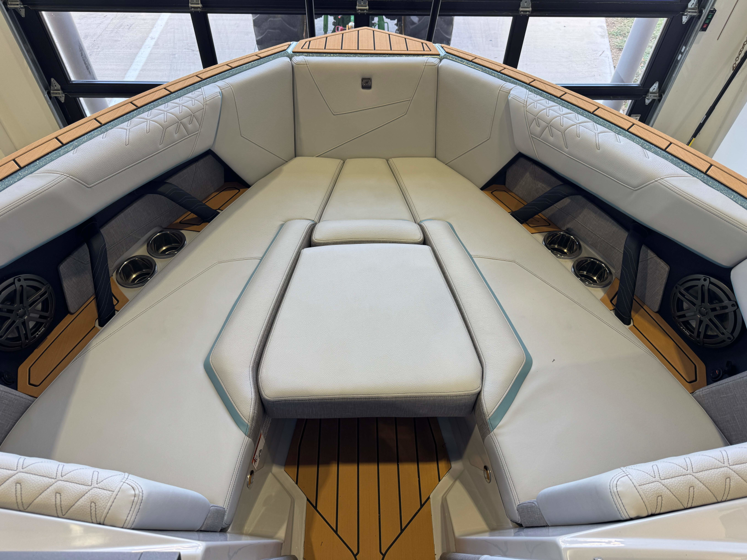 2027 Nautique Super Air Nautique S23