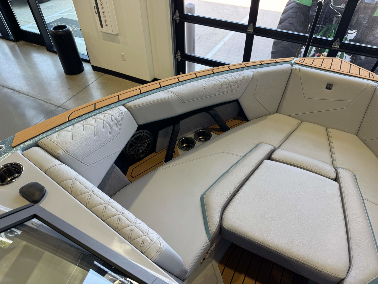 2027 Nautique Super Air Nautique S23