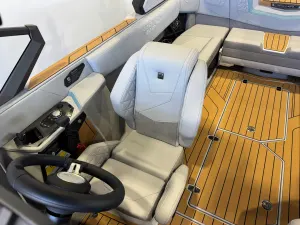 2027-nautique-s23-145778-image22