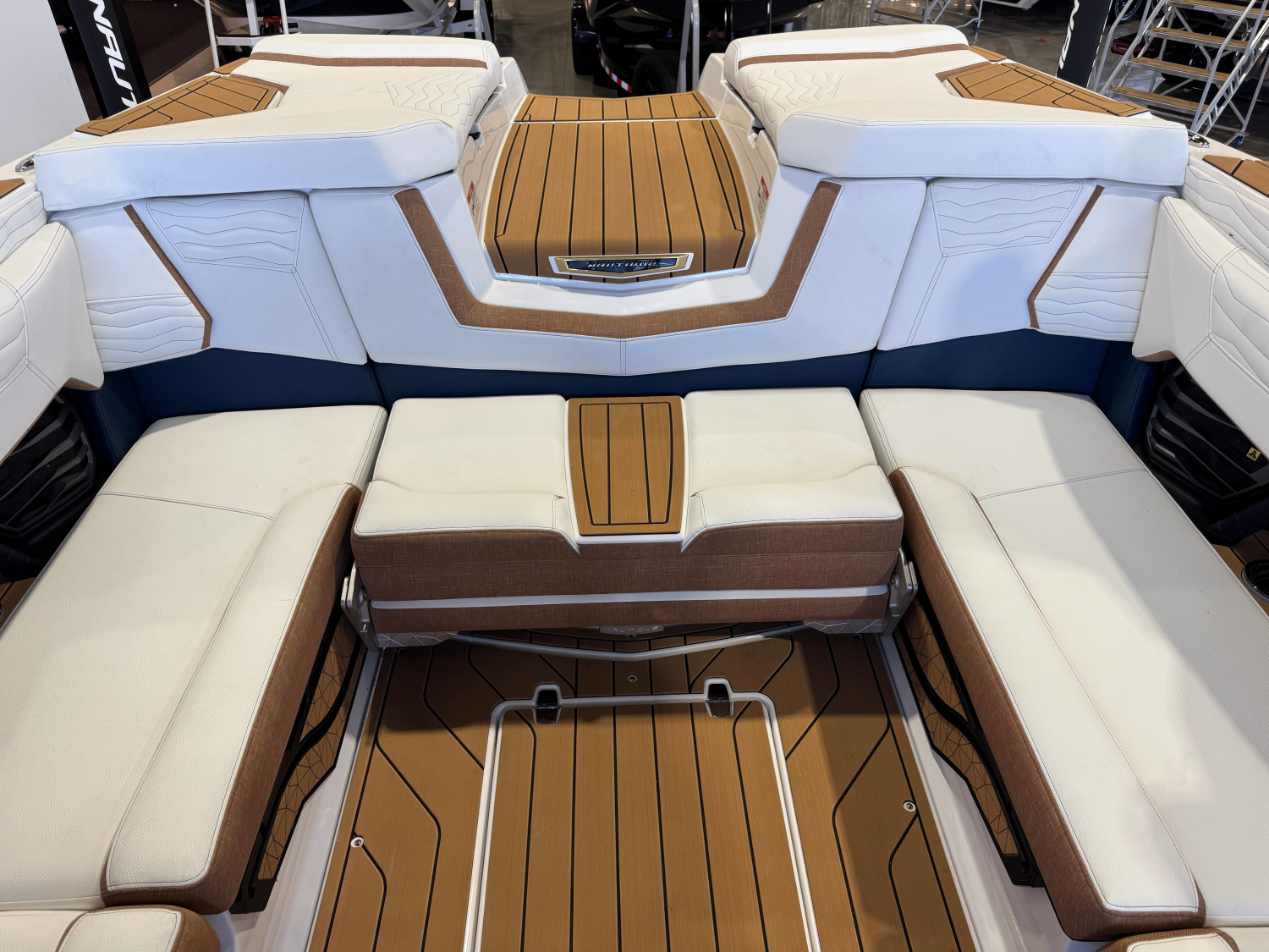 2027 Nautique Super Air Nautique G23