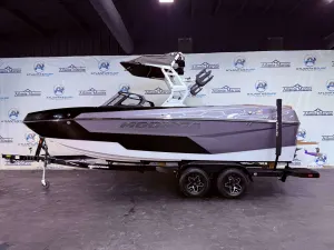 2027 Moomba Max Icon