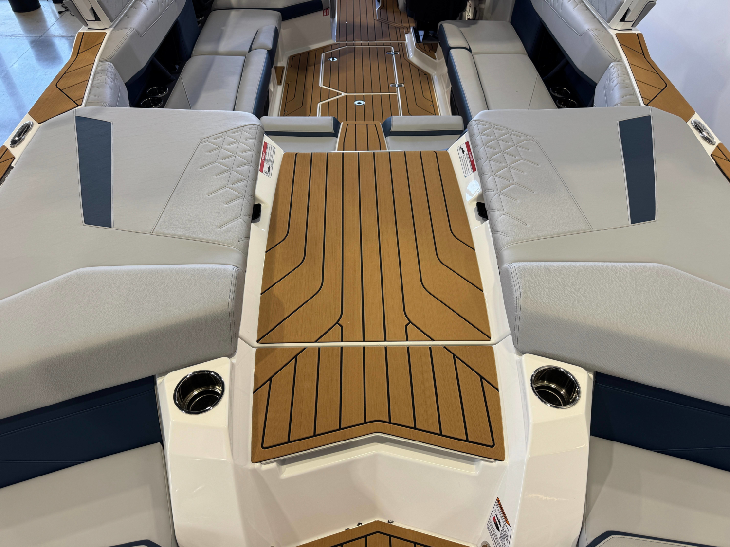 2027 Nautique Super Air Nautique S23