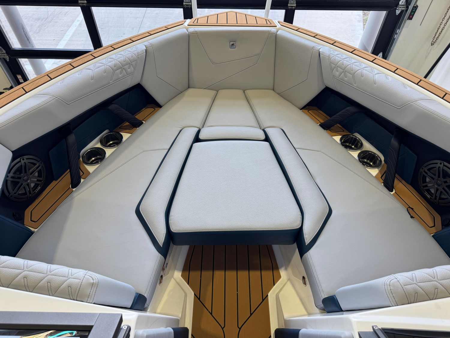 2027 Nautique Super Air Nautique S23