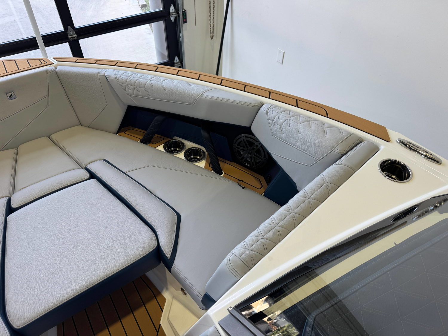 2027 Nautique Super Air Nautique S23