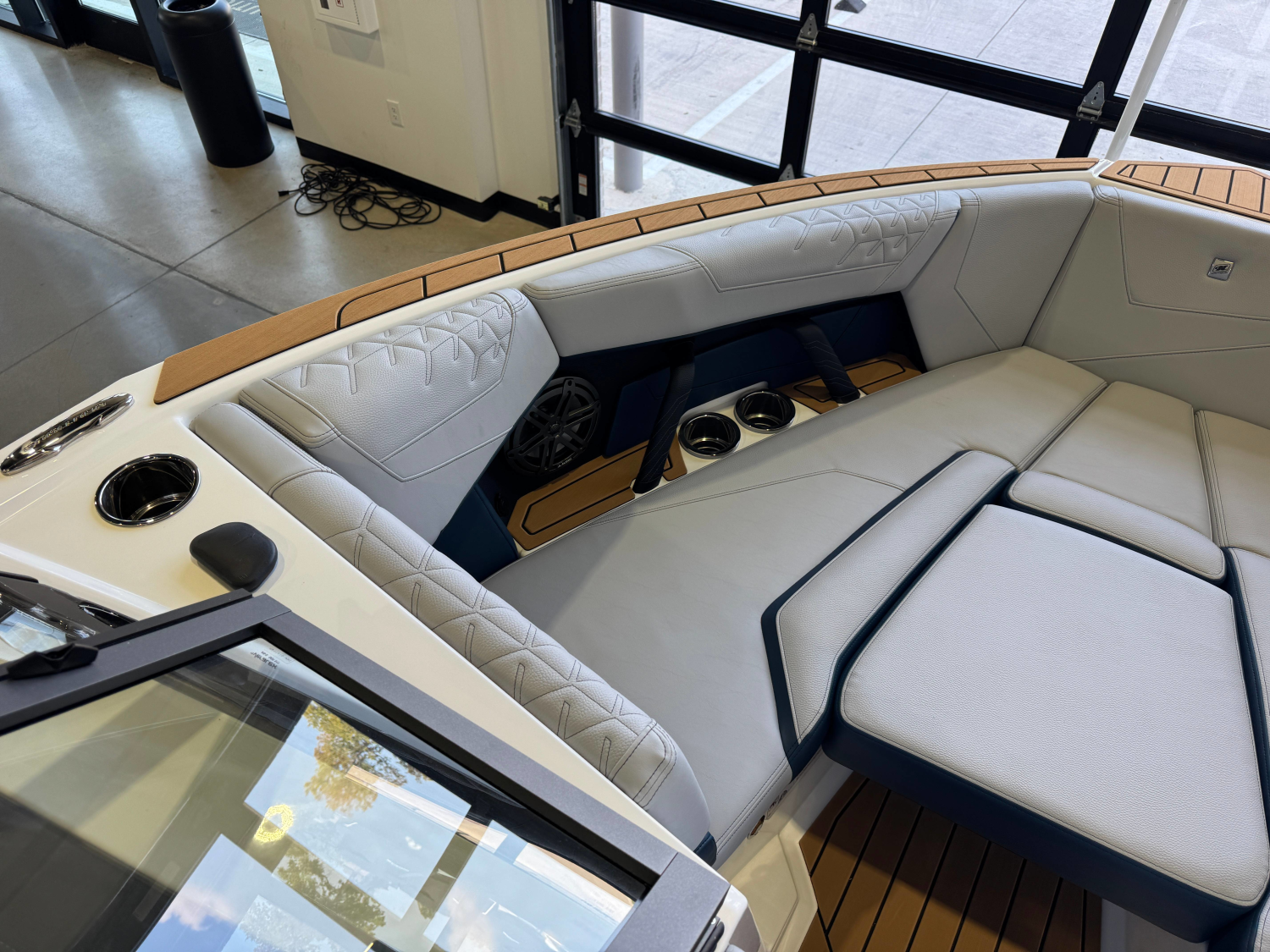 2027 Nautique Super Air Nautique S23