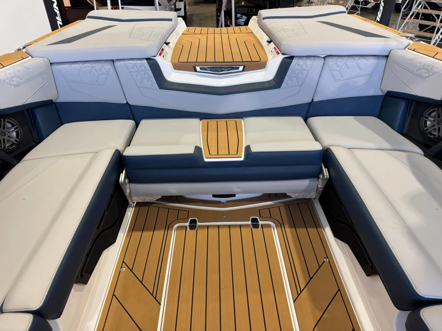 2027-nautique-s23-145909-image27