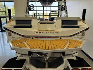 2027-nautique-s23-145909-image8