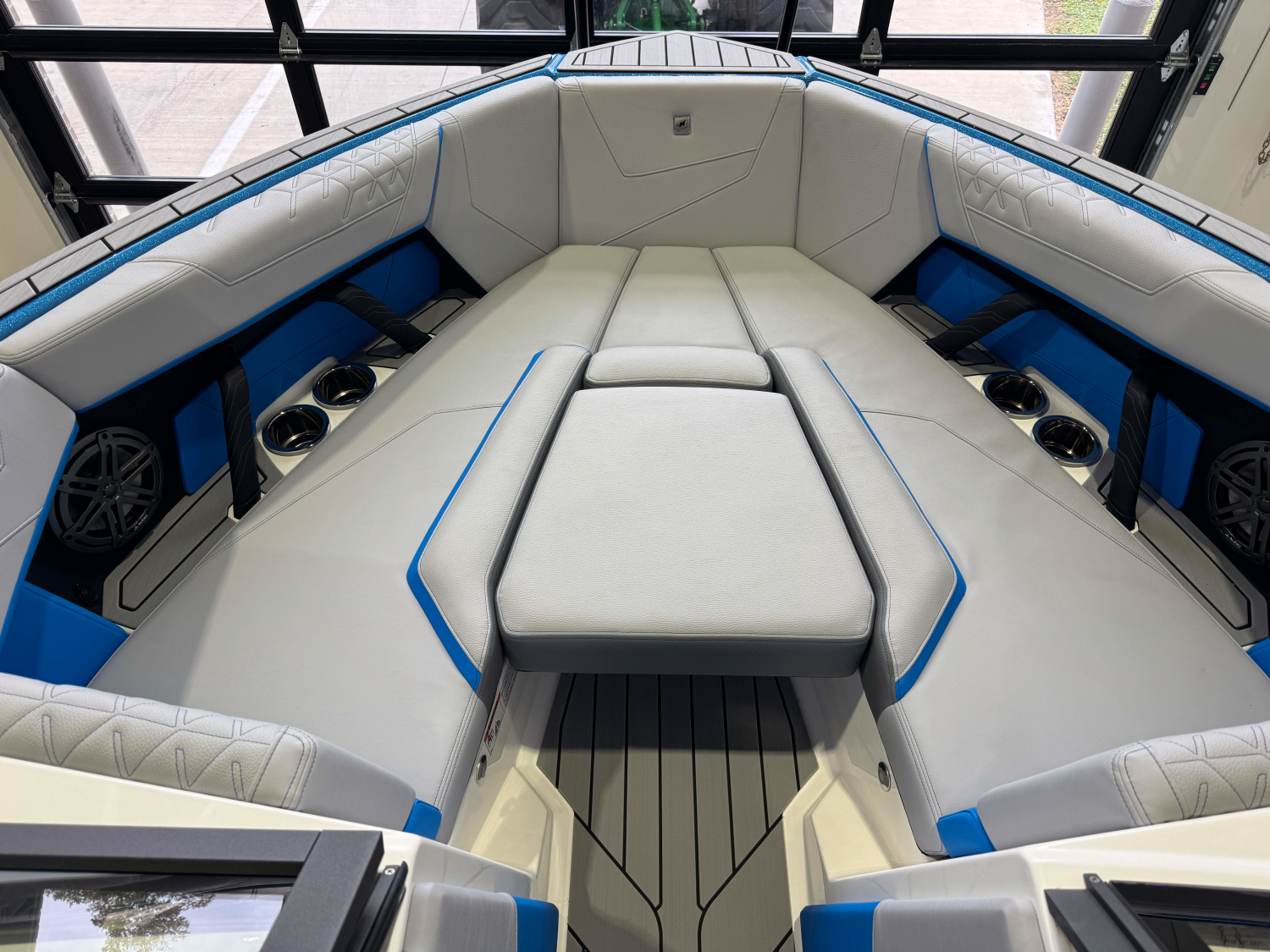 2027 Nautique Super Air Nautique S23