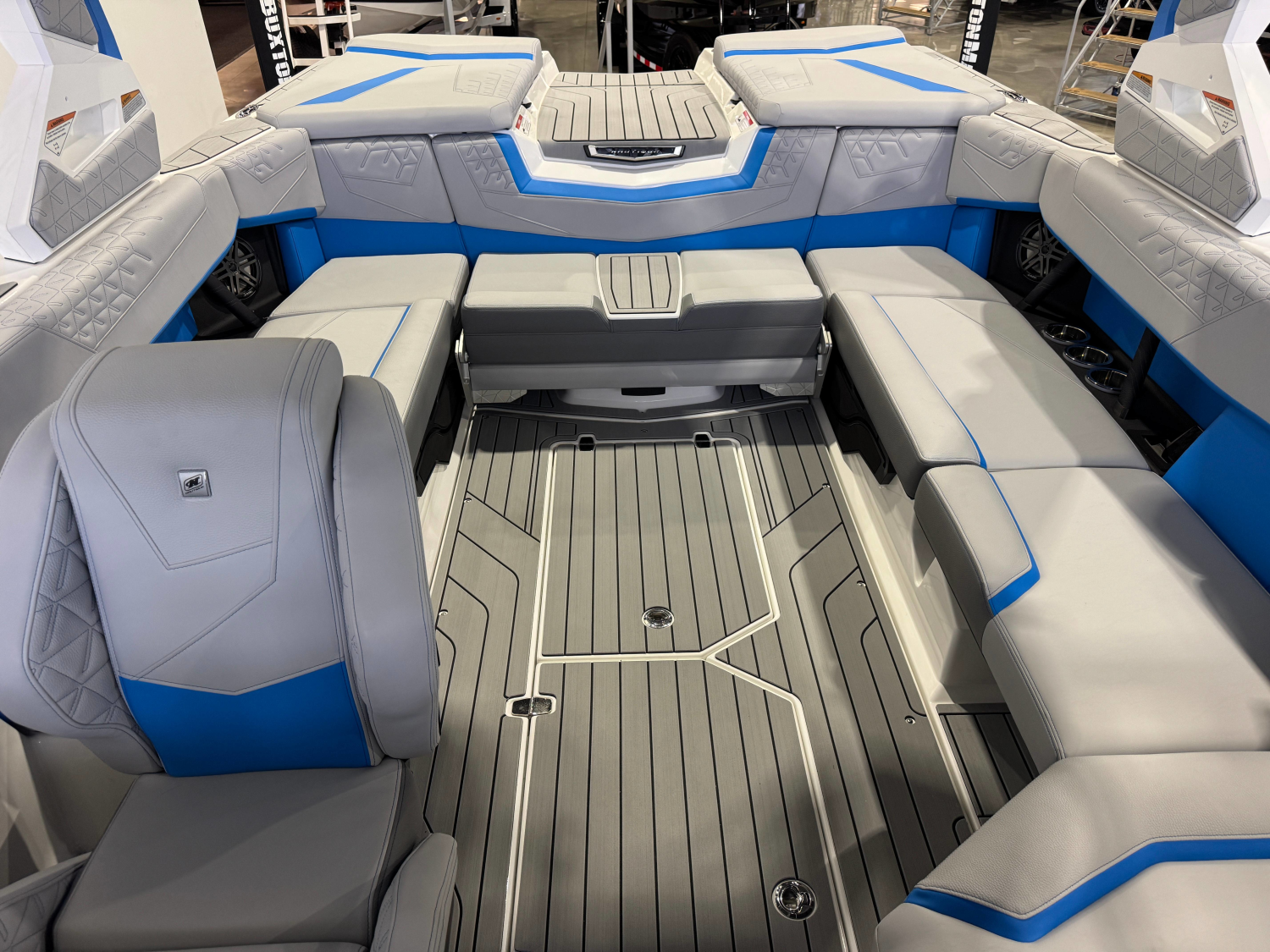 2027 Nautique Super Air Nautique S23