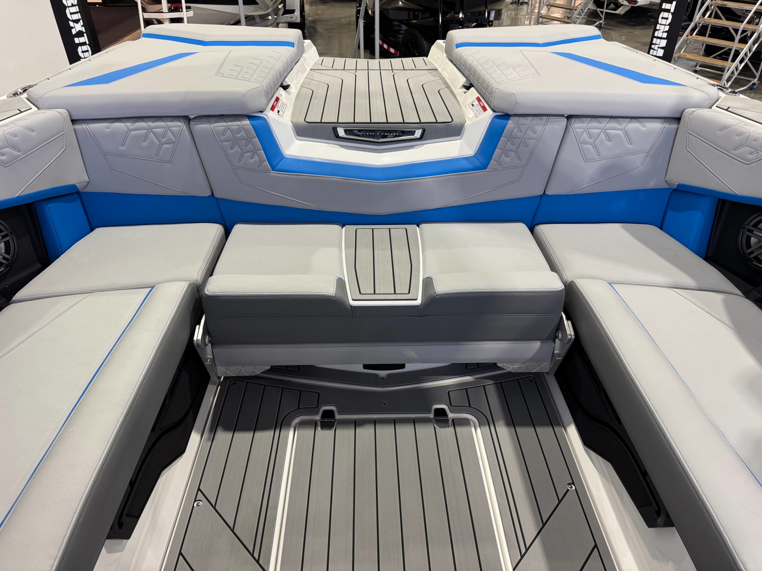 2027 Nautique Super Air Nautique S23