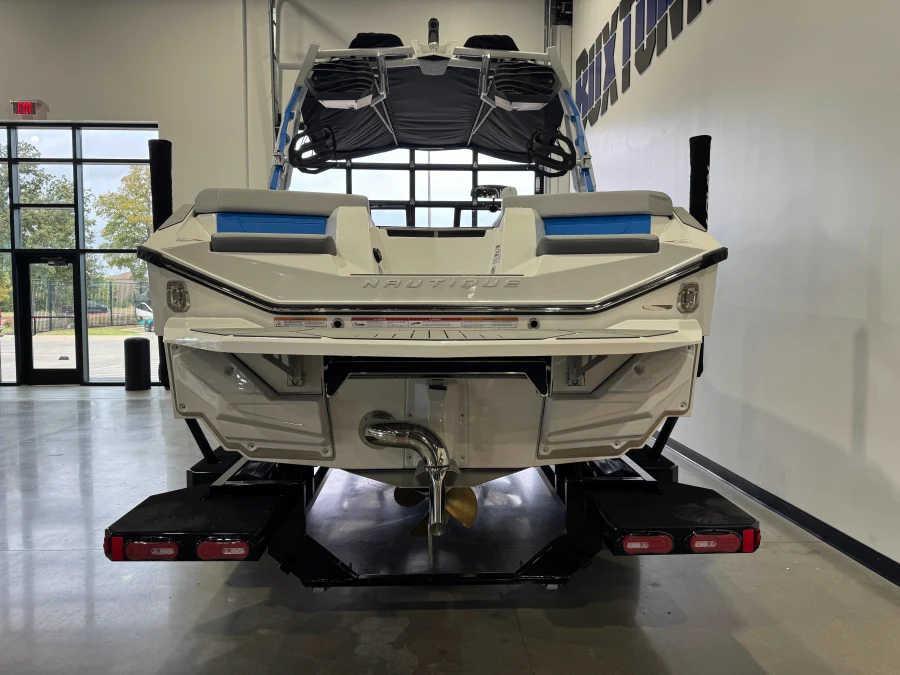 2027-nautique-s23-145910-image6