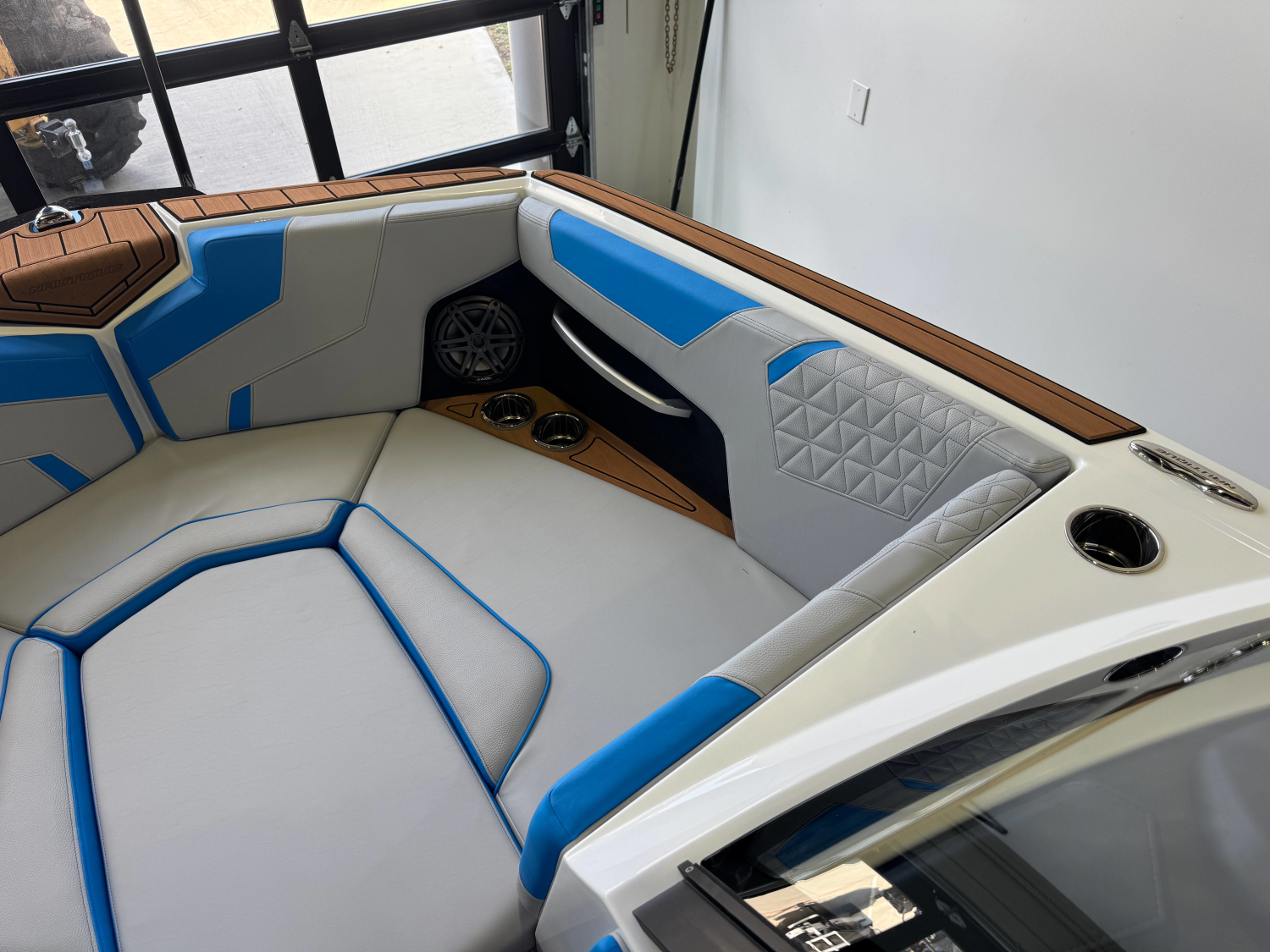 2027 Nautique Super Air Nautique GS22