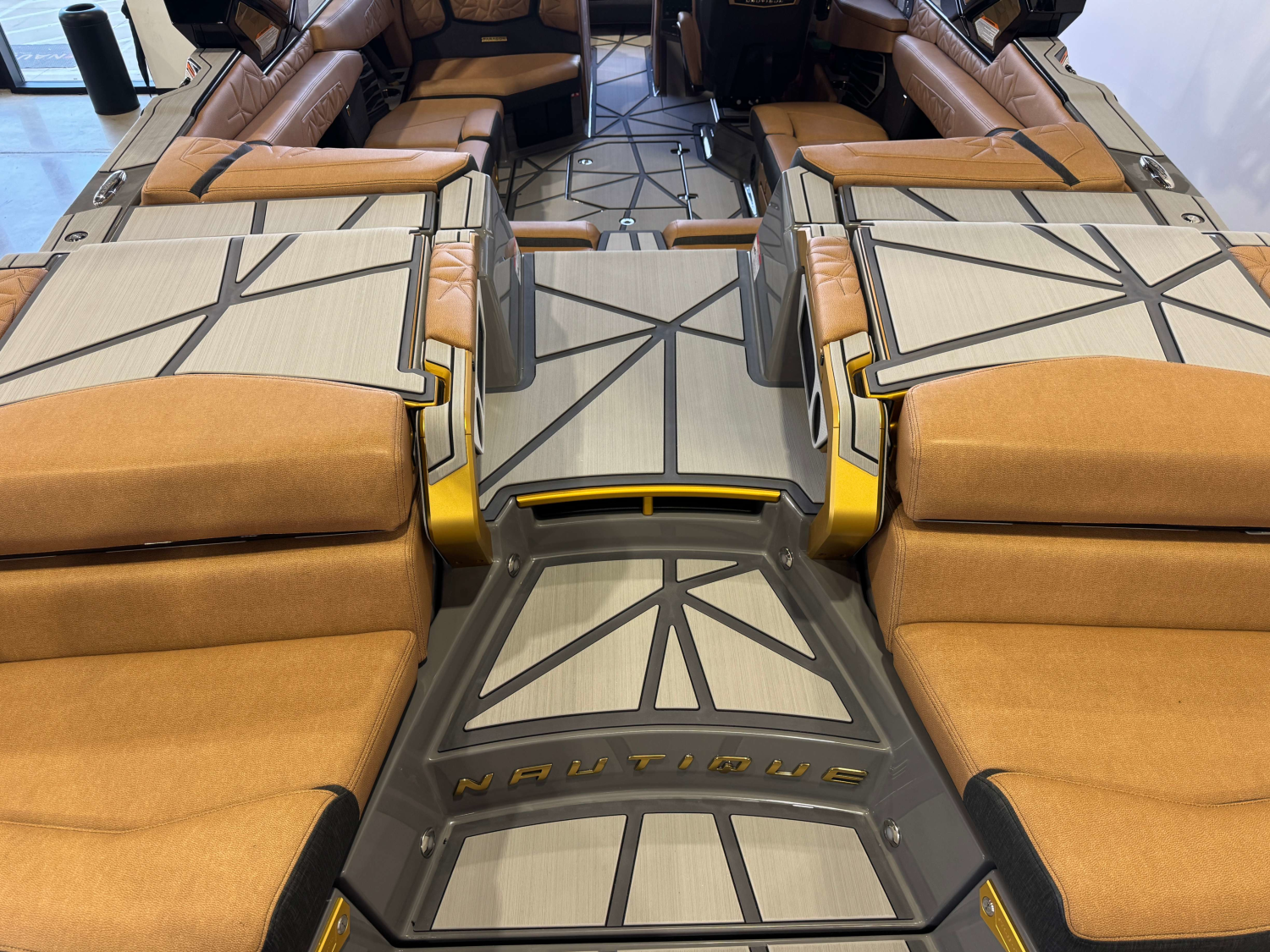 2027 Nautique Super Air Nautique G23 Paragon