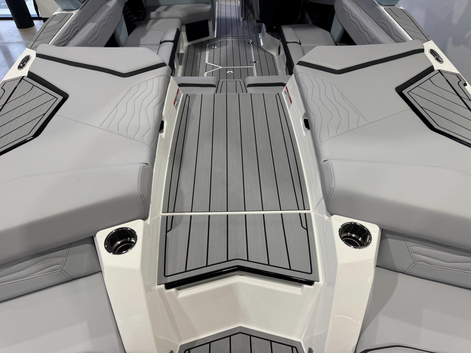 2027 Nautique Super Air Nautique G23