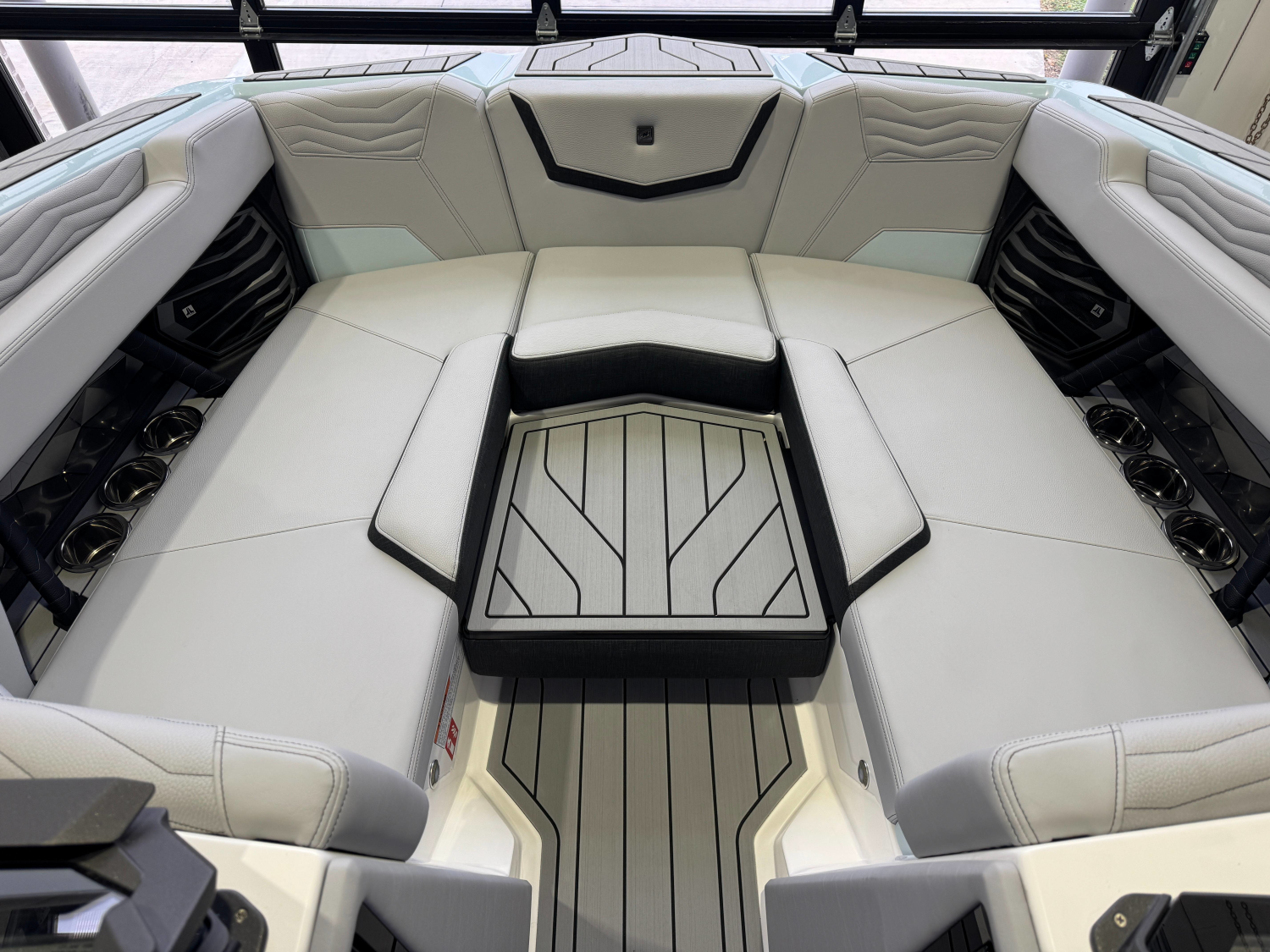 2027 Nautique Super Air Nautique G23