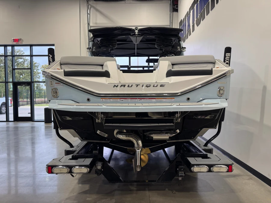 2027-nautique-g23-145913-image6