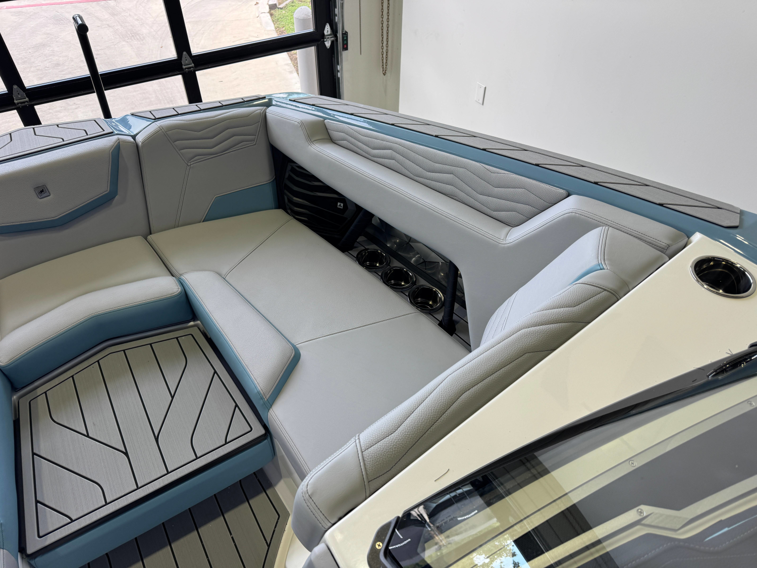 2027 Nautique Super Air Nautique G23