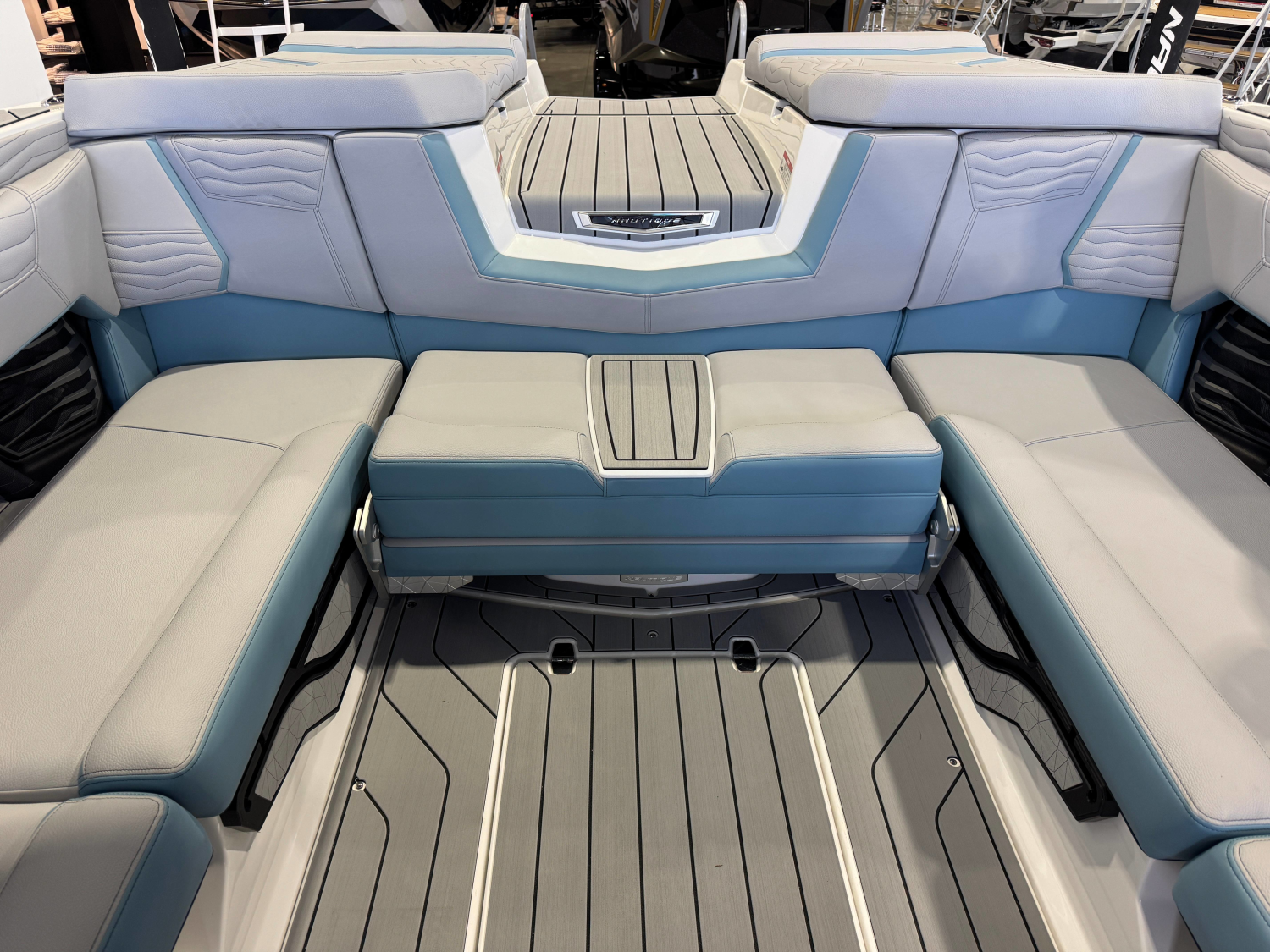 2027 Nautique Super Air Nautique G23