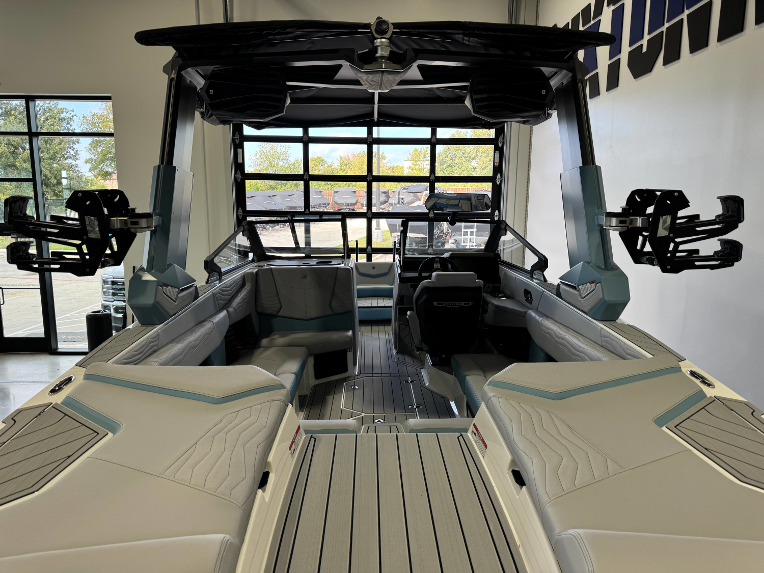 2027 Nautique Super Air Nautique G23