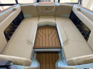 2027-nautique-g25-145915-image17