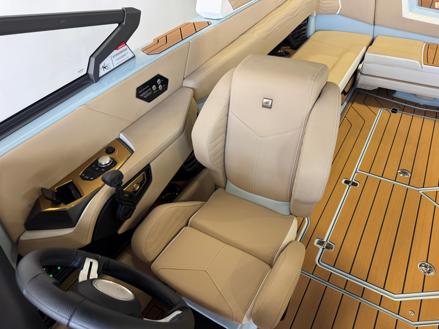 2027 Nautique Super Air Nautique G25