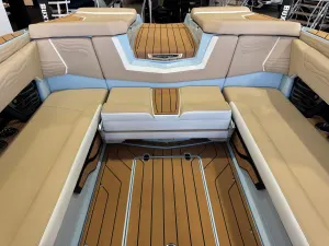 2027-nautique-g25-145915-image27
