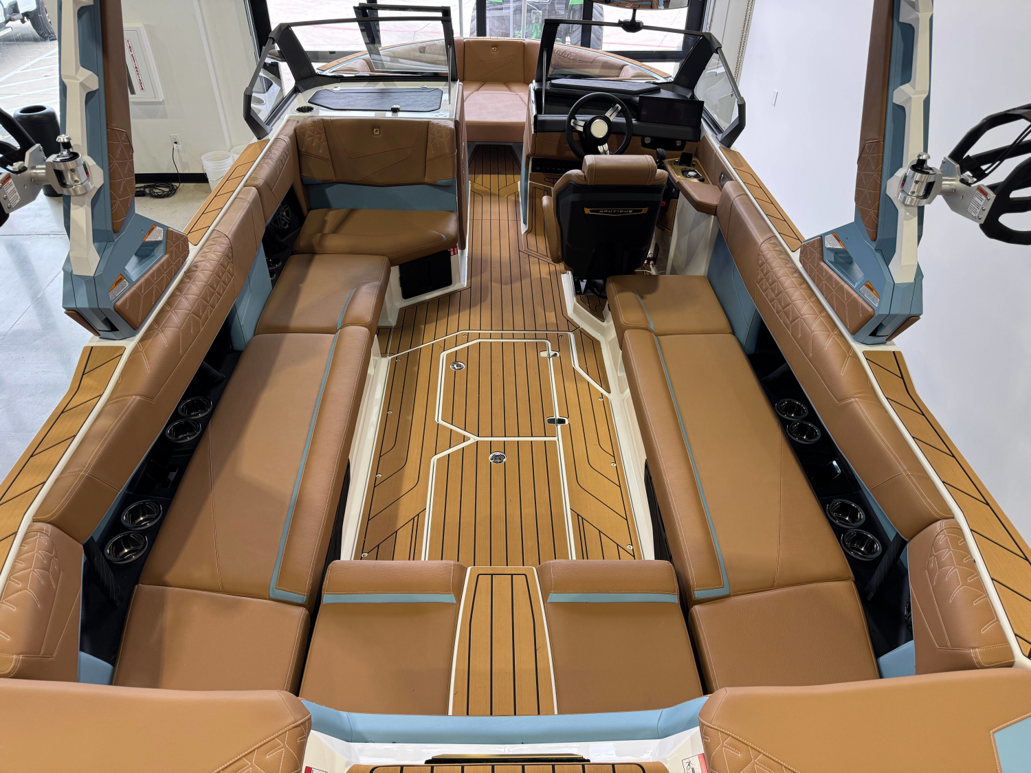 2027 Nautique Super Air Nautique S25