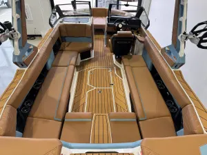 2027-nautique-s25-145916-image13