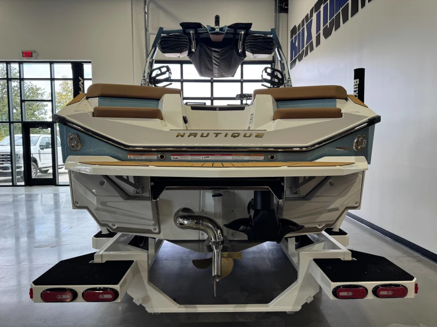 2027-nautique-s25-145916-image6