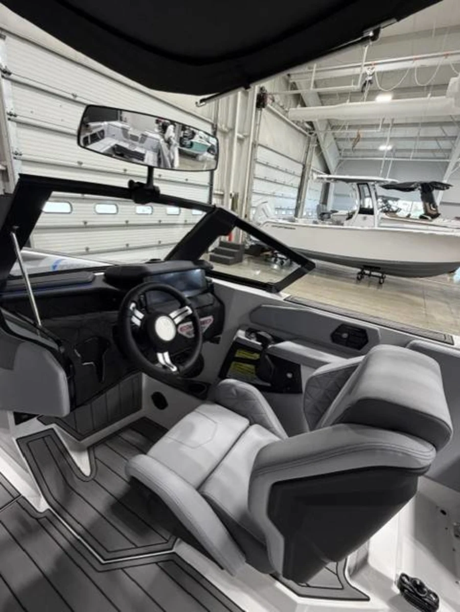 2027-nautique-gs24-145920-image14