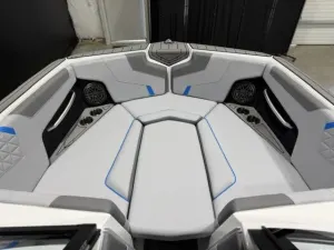2027-nautique-gs24-145920-image9