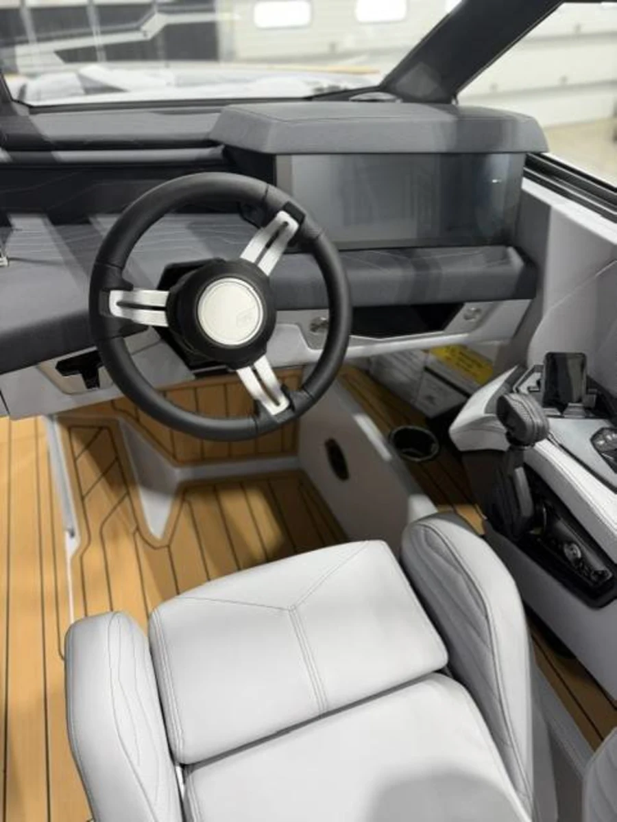 2027-nautique-g23-145922-image12