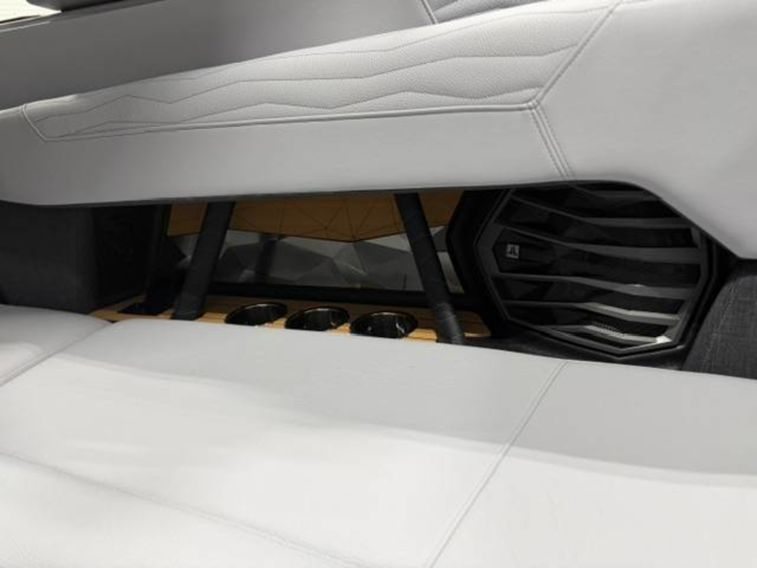 2027 Nautique G23