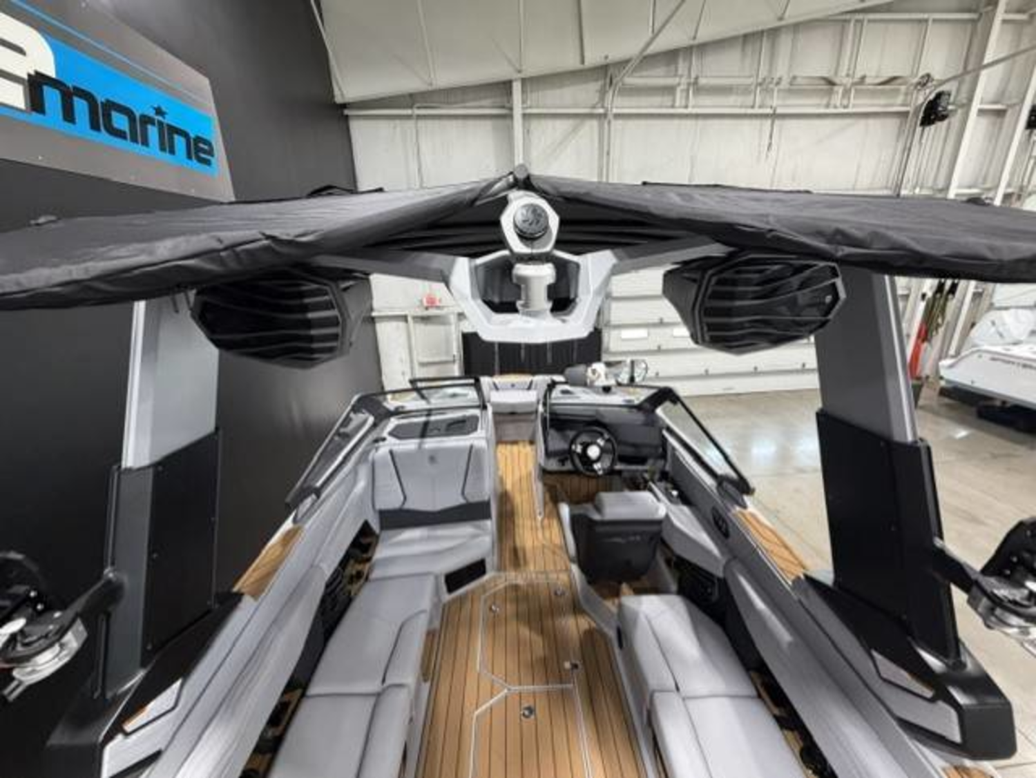 2027 Nautique G23