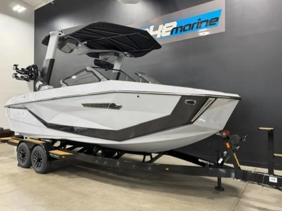 2027-nautique-g23-145922-image2