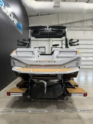 2027-nautique-g23-145922-image5