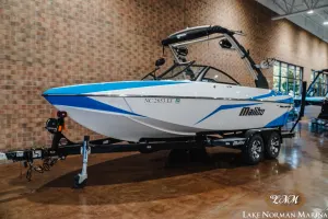 2017-malibu-wakesetter-vlx-145925-image2