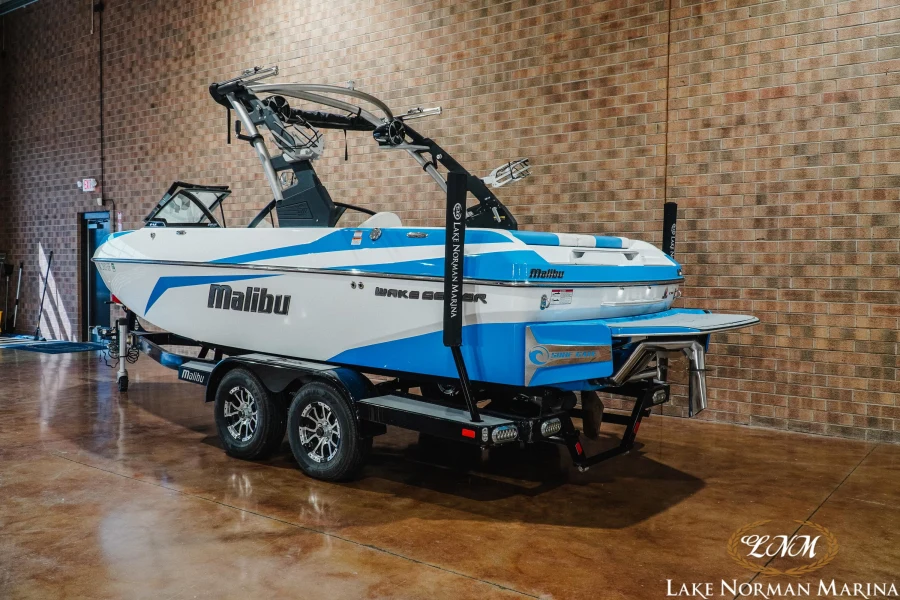 2017-malibu-wakesetter-vlx-145925-image3