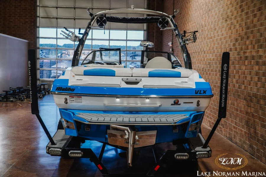 2017-malibu-wakesetter-vlx-145925-image8