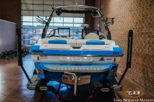 2017-malibu-wakesetter-vlx-145925-image8