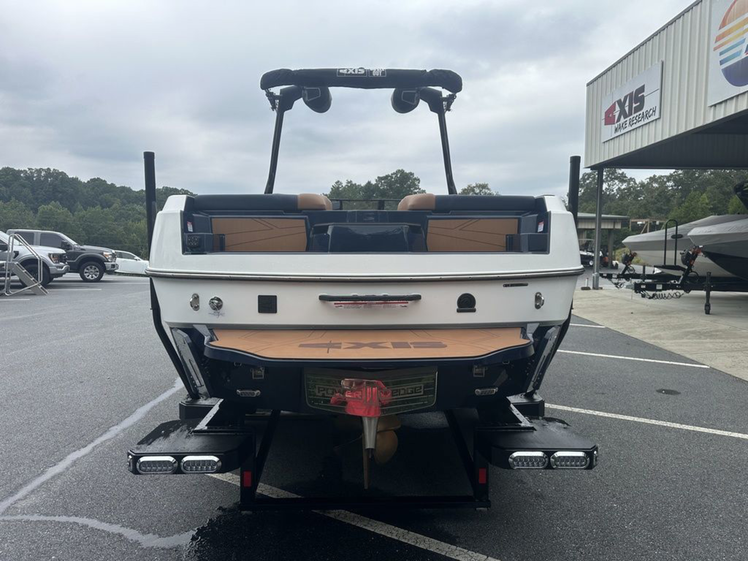 2027 Axis Wake Research T235